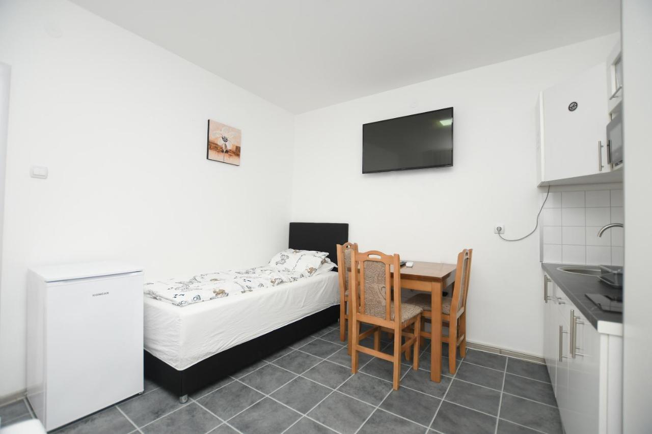 Relax Apartmani Kladovo Exterior foto