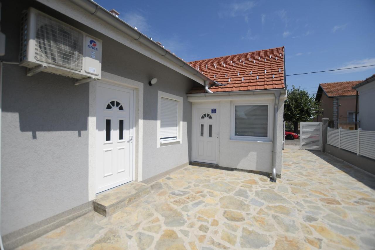 Relax Apartmani Kladovo Exterior foto
