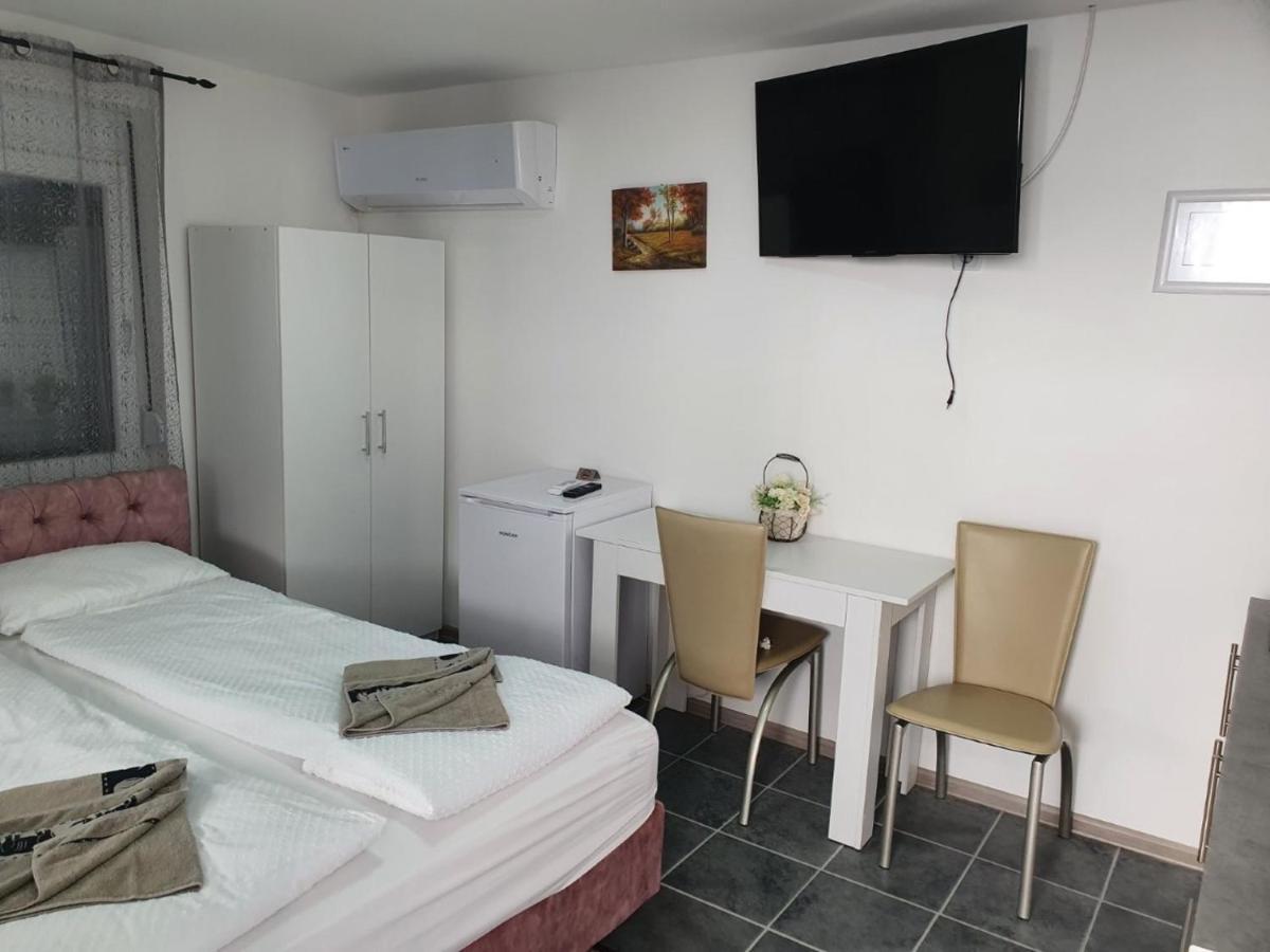 Relax Apartmani Kladovo Exterior foto